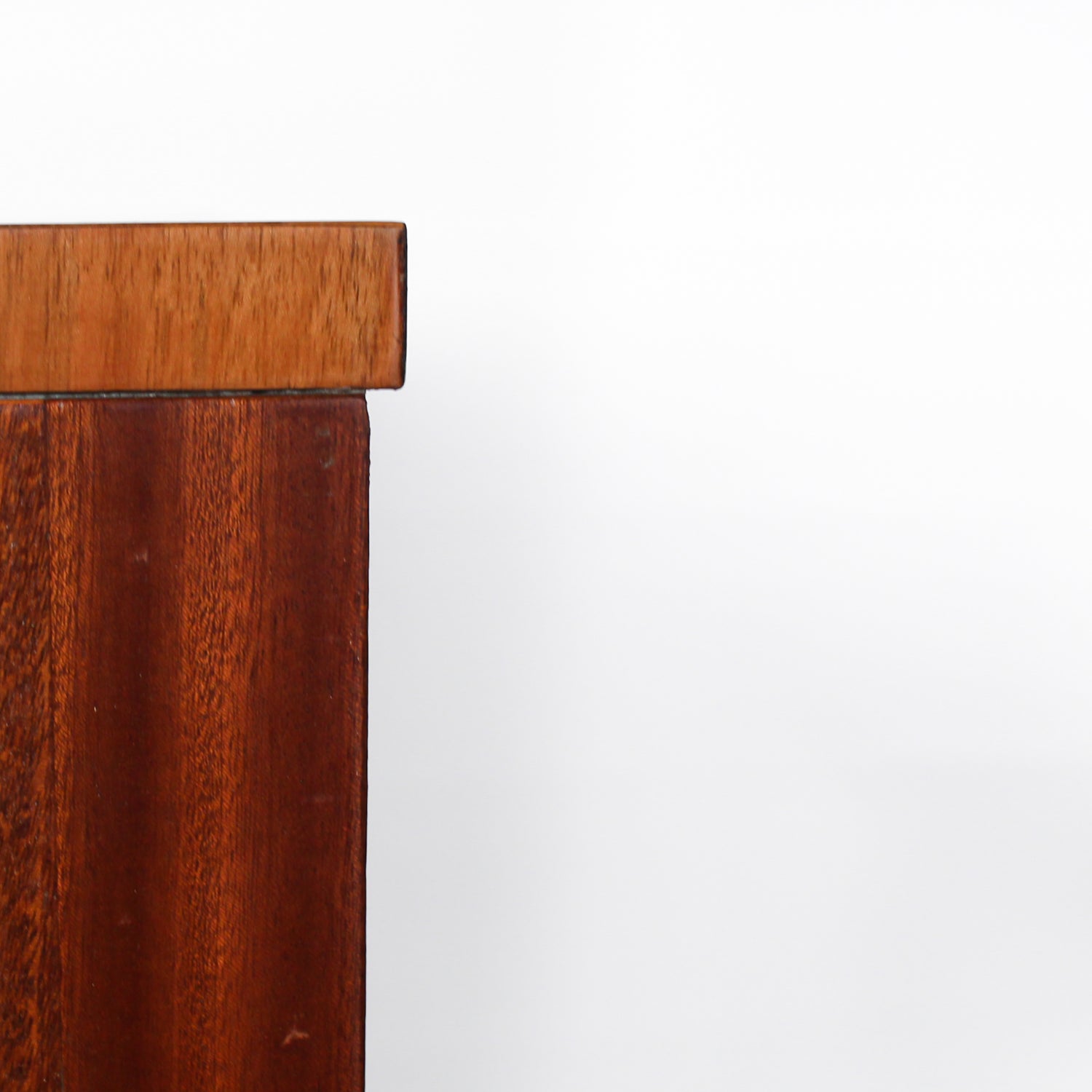 Art Deco, burr walnut chest of drawers. Original wooden handles. H.G Furniture sticker at Jeroen Markies.