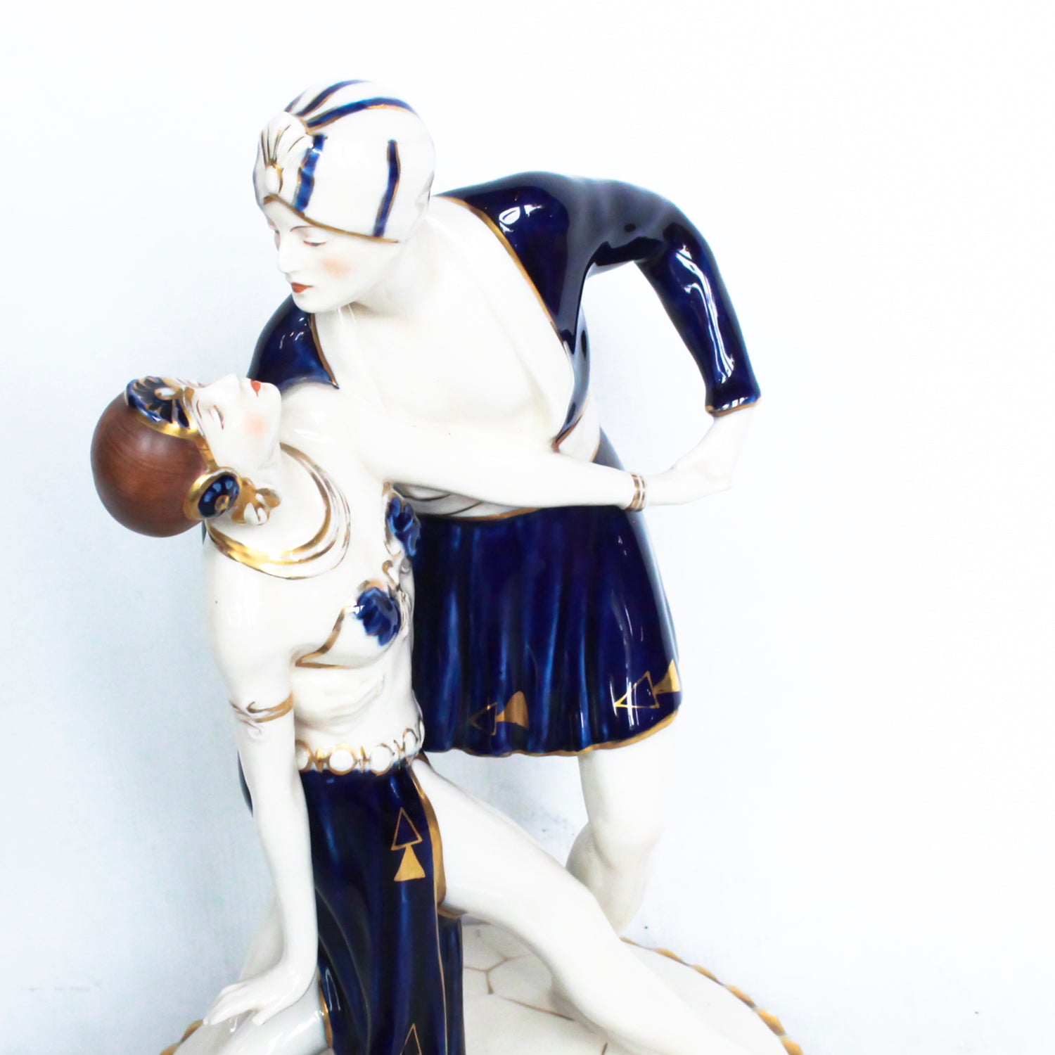 "Royal Dux"