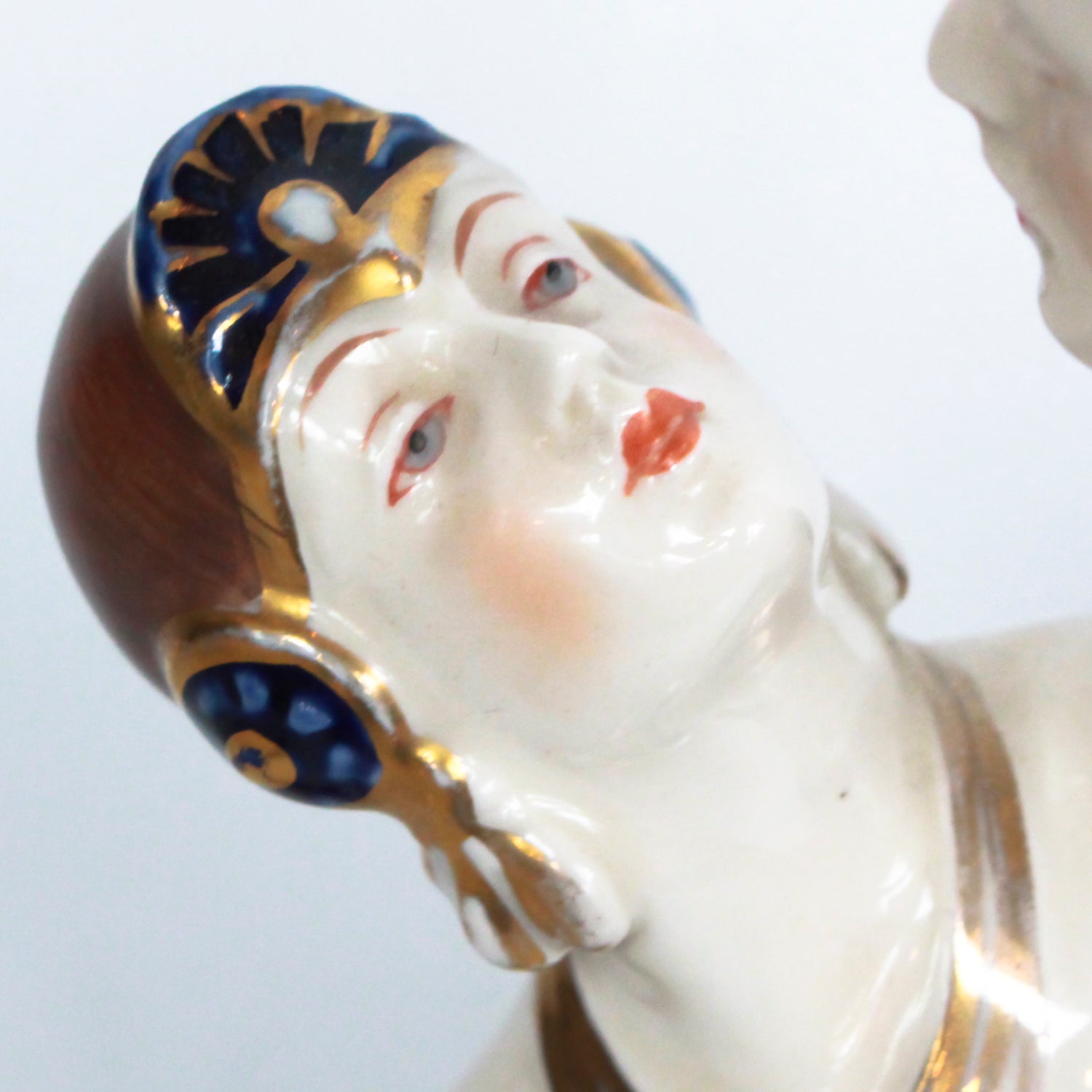 "Royal Dux"