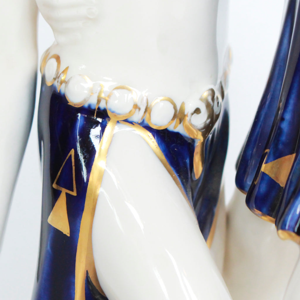 "Royal Dux"