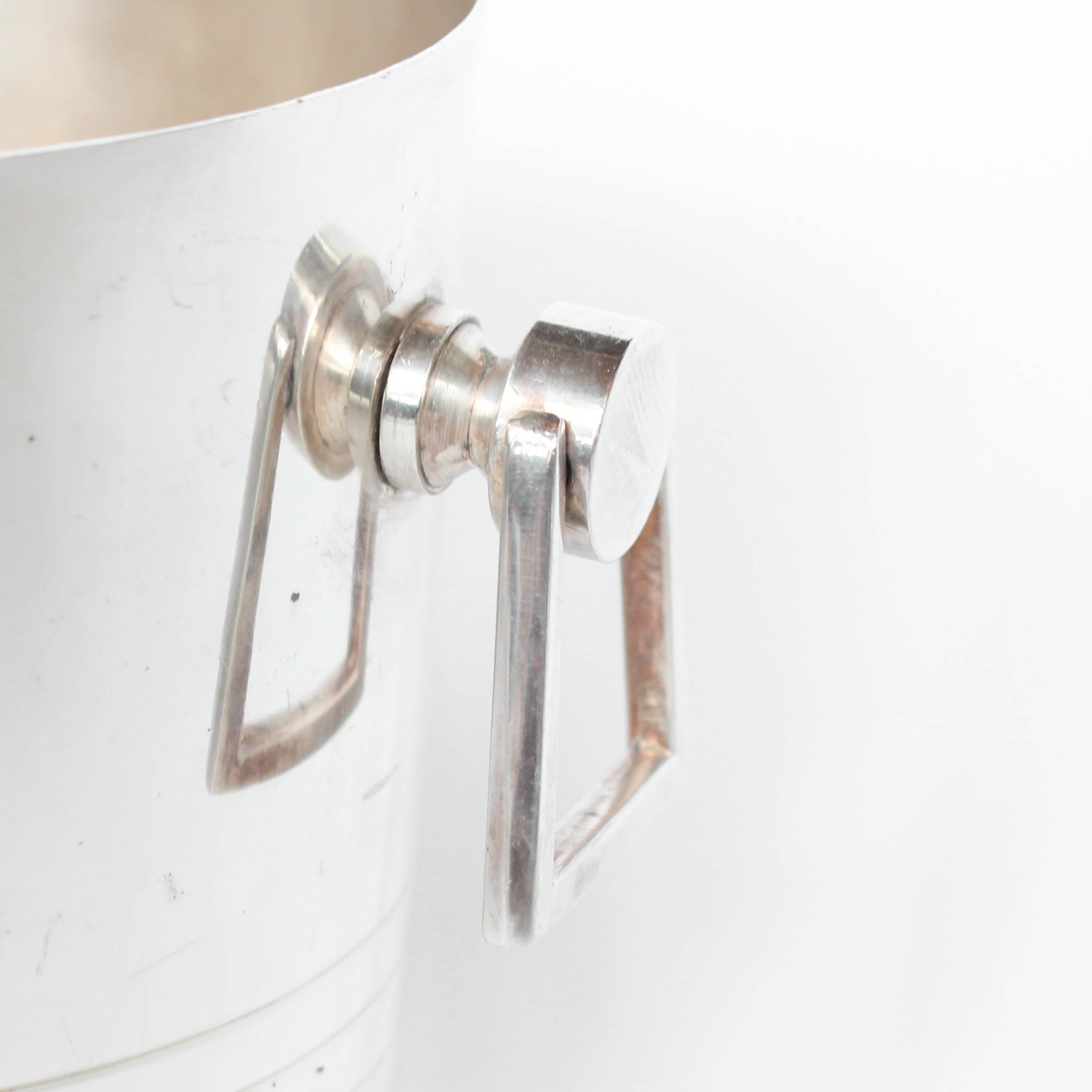 Silver plated ice bucket by Casino De Pourville, South of France at Jeroen Markies.