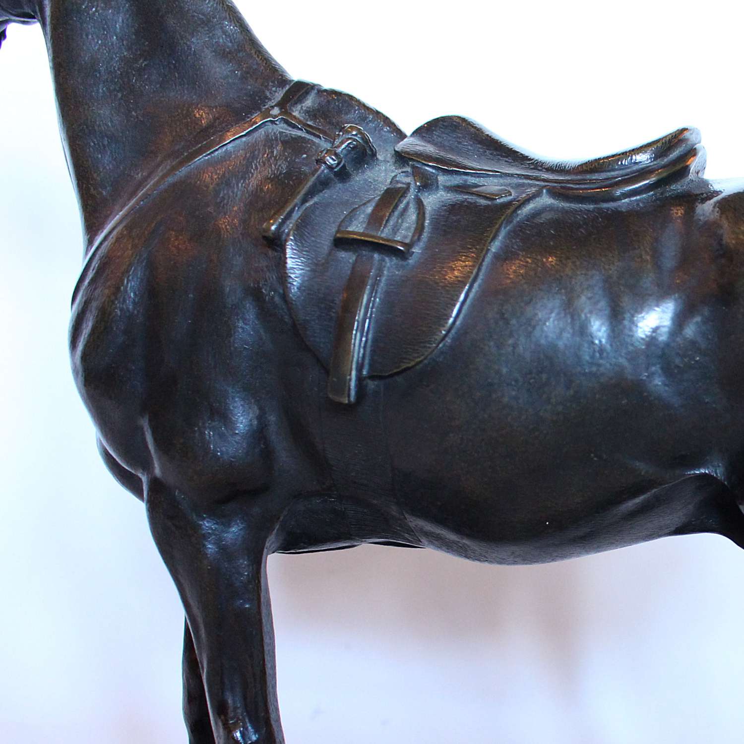 John Willis Good Alert Hunter bronze horse, a saddled hunting horse, circa 1875 at Jeroen Markies