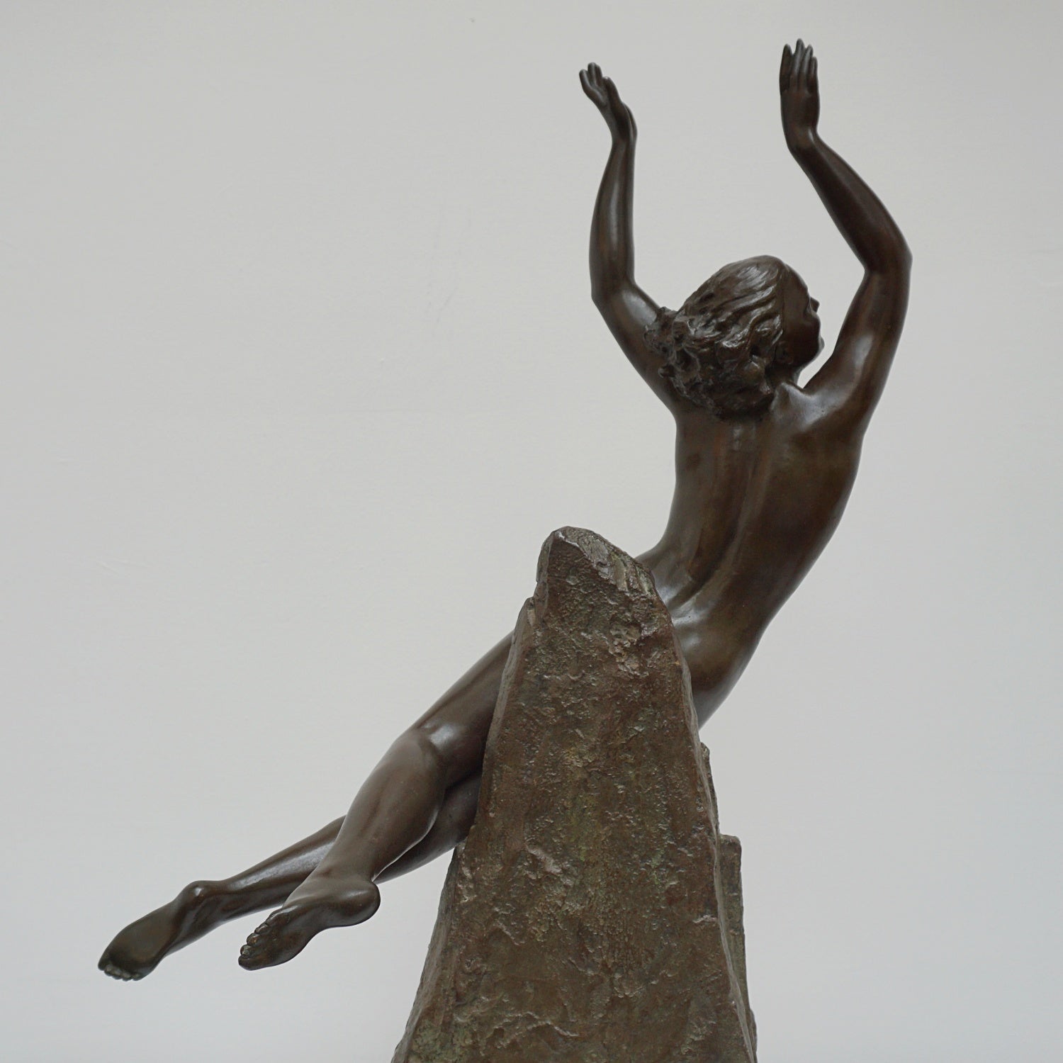 Pierre Le Faguays Bronze Sculpture ' In Flight' Signed Le Faguays French, Circa 1920 - Jeroen Markies Art Deco