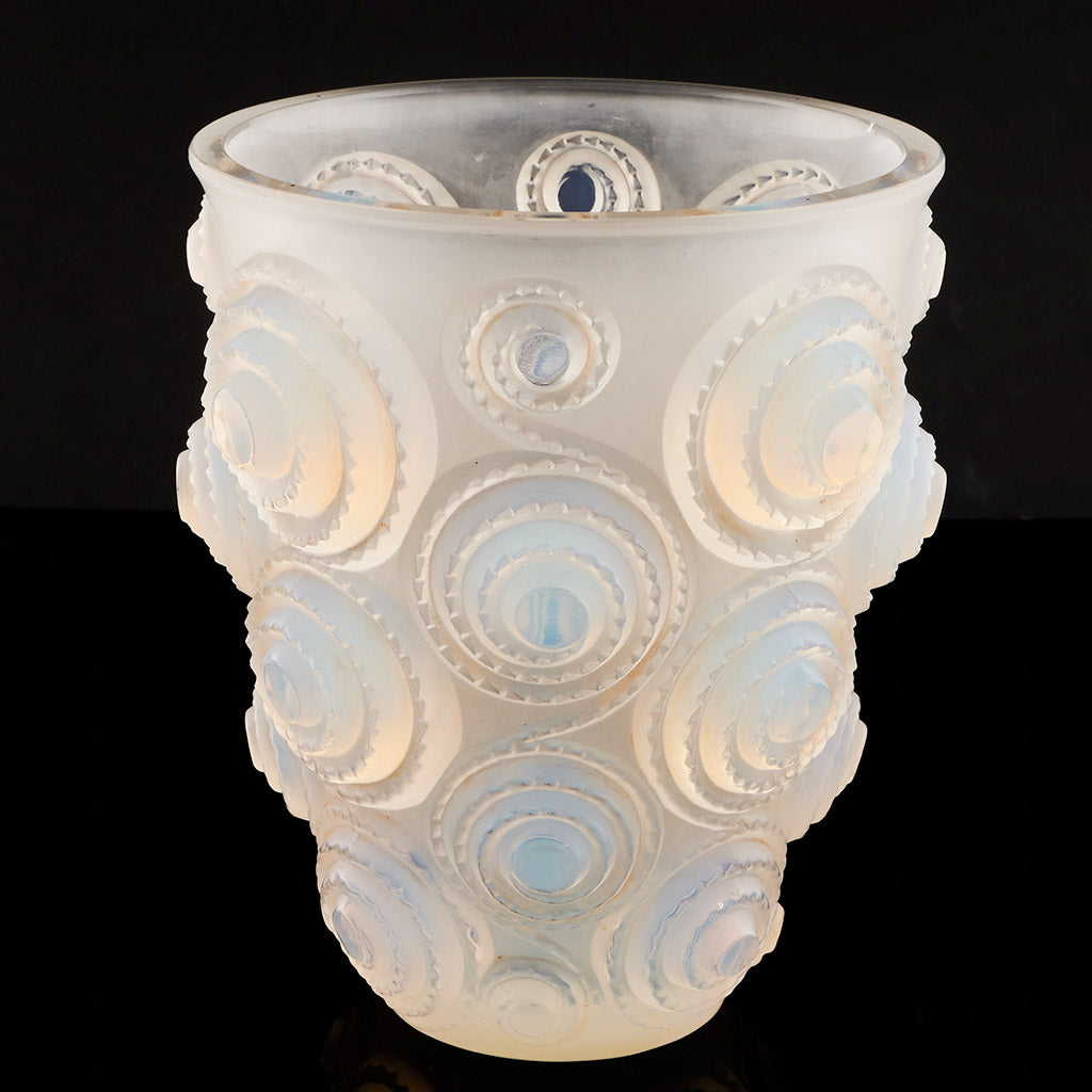 Spirales-Art-Deco-Rene-Lalique-Opalescent-Glass-Vase-Jeroen Markies Art Deco