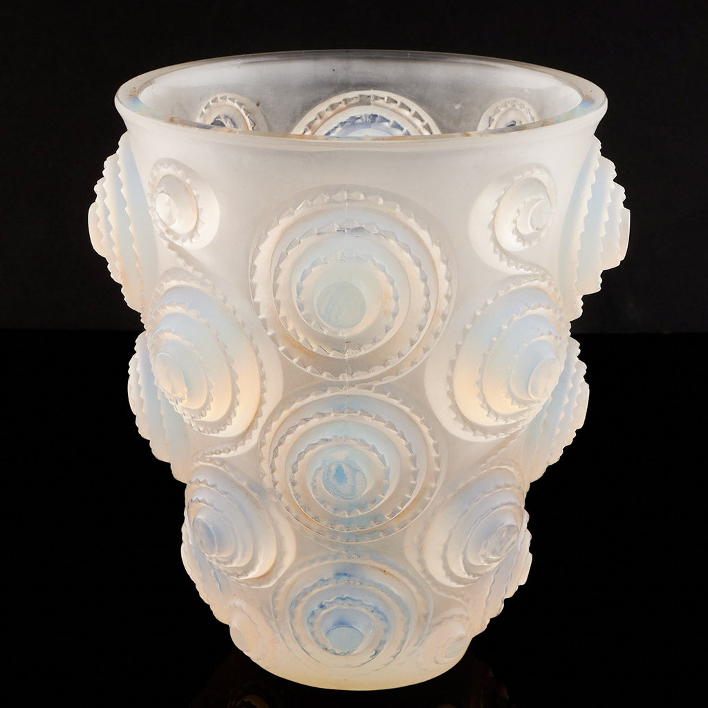 Spirales-Art-Deco-Rene-Lalique-Opalescent-Glass-Vase-Jeroen Markies Art Deco