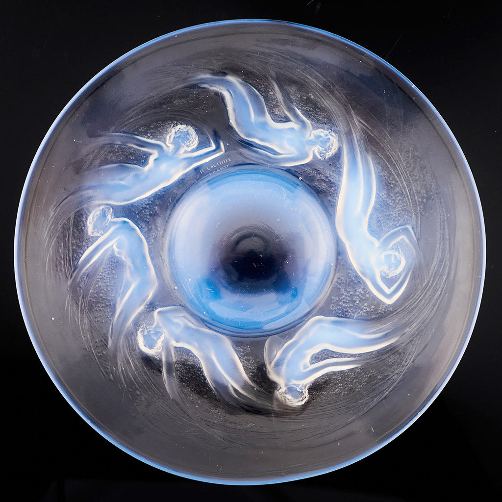 'Ondines' Opalescent Glass Plate by Rene Lalique - Jeroen Markies Art Deco