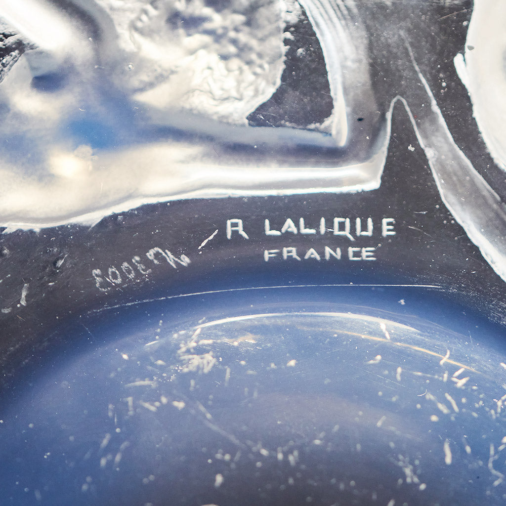 'Ondines' Opalescent Glass Plate by Rene Lalique - Jeroen Markies Art Deco