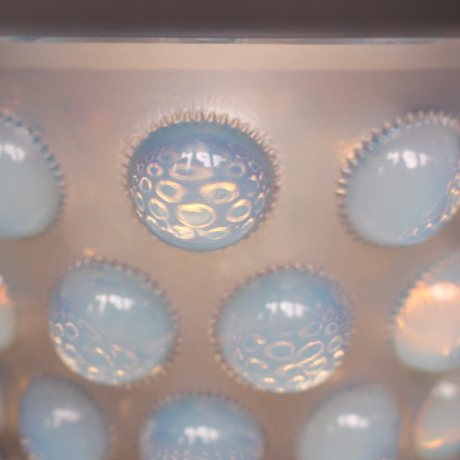 Bammako, an Art Deco opalescent glass vase at Jeroen Markies