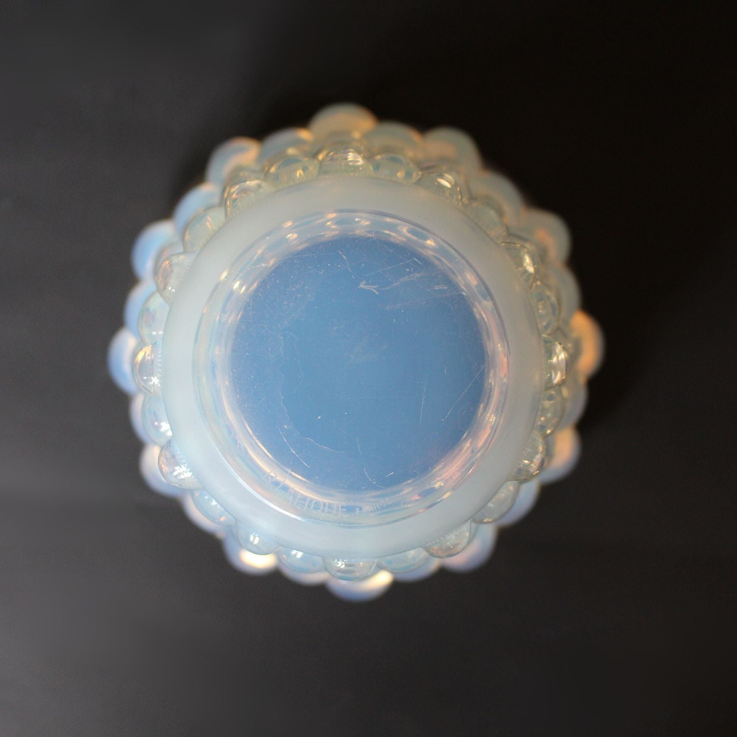 Bammako, an Art Deco opalescent glass vase at Jeroen Markies