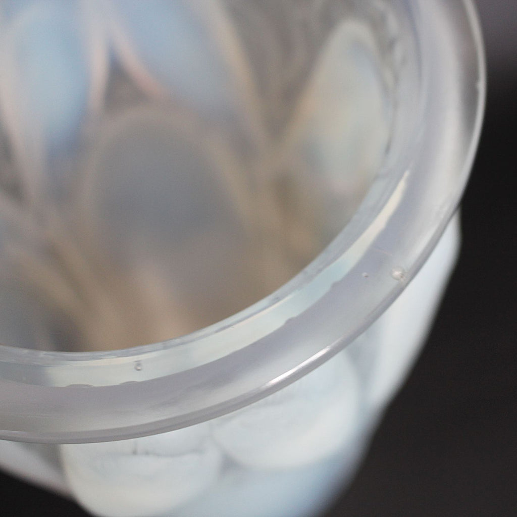 Rene Lalique Art Deco Ceylan vase circa 1930