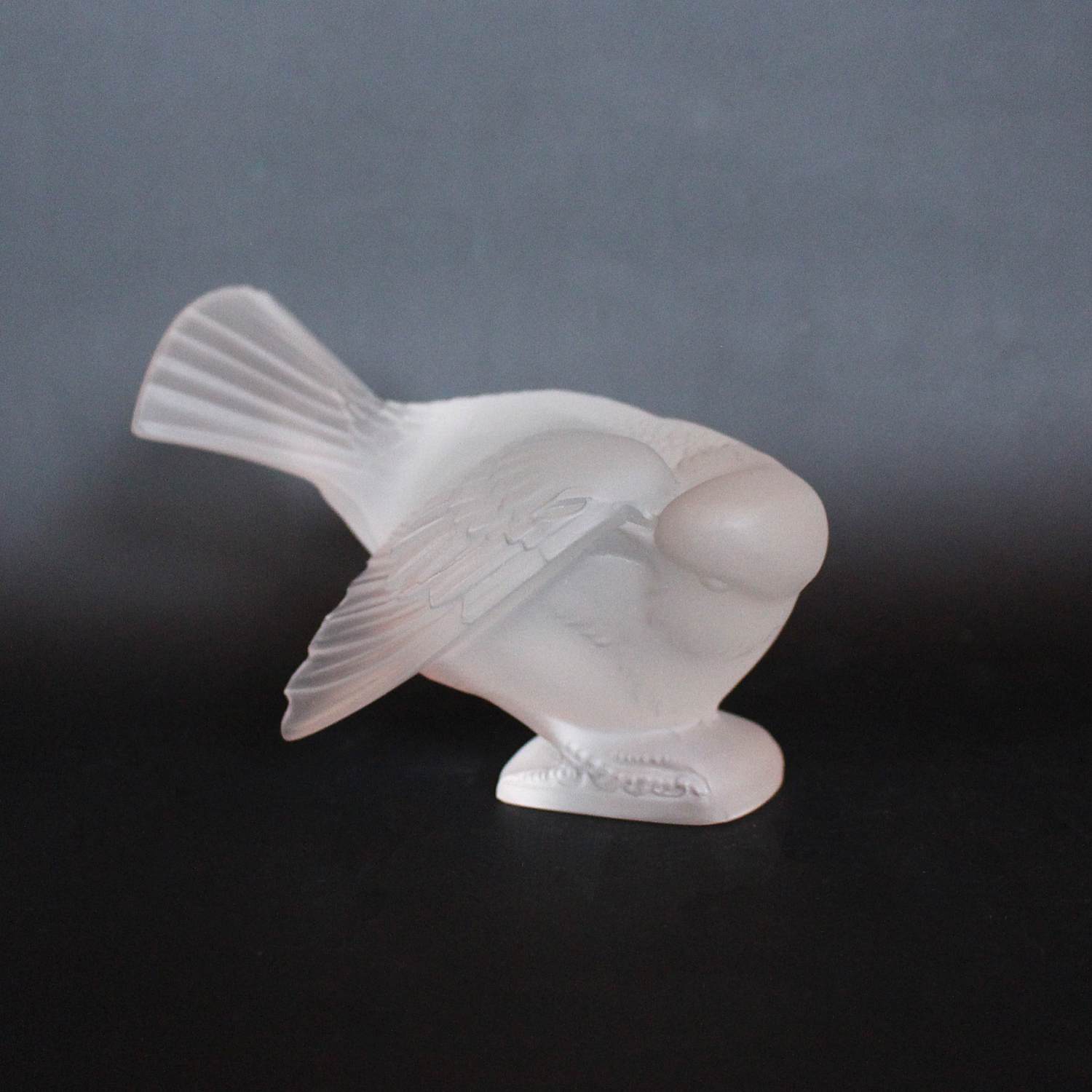 Rene Lalique Art Deco Moineau Coquet glass paperweight at Jeroen Markies