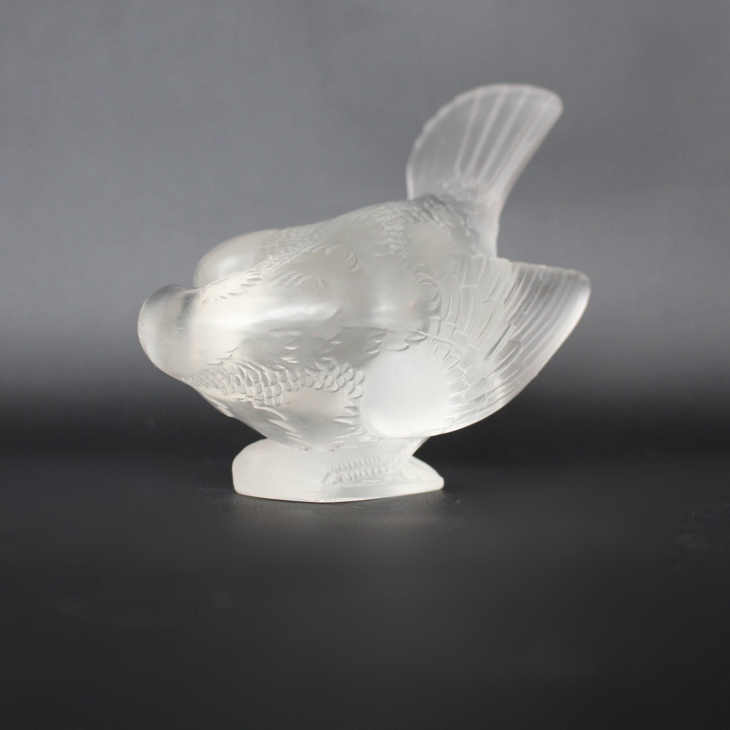 Lalique Moinot Coquet Art Deco glass bird at Jeroen Markies