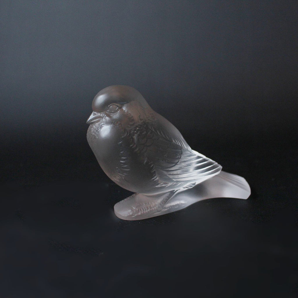 Art Deco Lalique glass bird paperweight Moineau Fier circa 1930 at Jeroen Markies