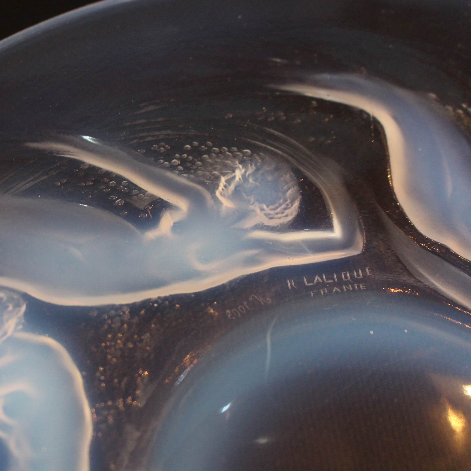 Rene Lalique Ondines Art Deco glass plate circa 1925 decorated with sea nymphs