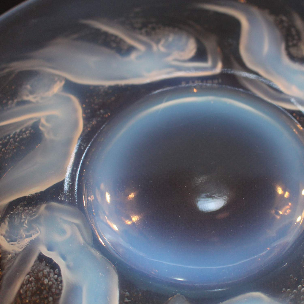 Rene Lalique Ondines Art Deco glass plate circa 1925 decorated with sea nymphs