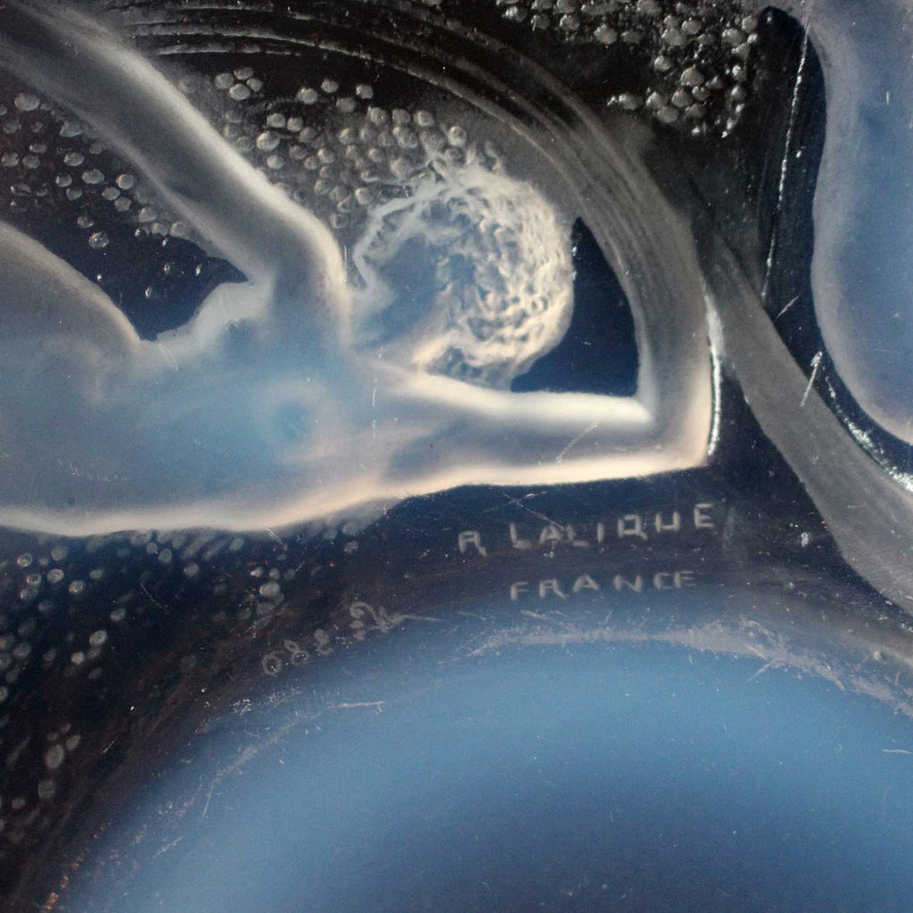 Rene Lalique Art Deco Ondines bowl decorated with mermaids at Jeroen Markies 