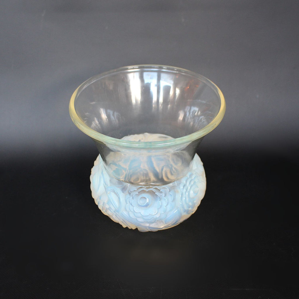 René Lalique Art Deco Renoncules Vase circa 1935
