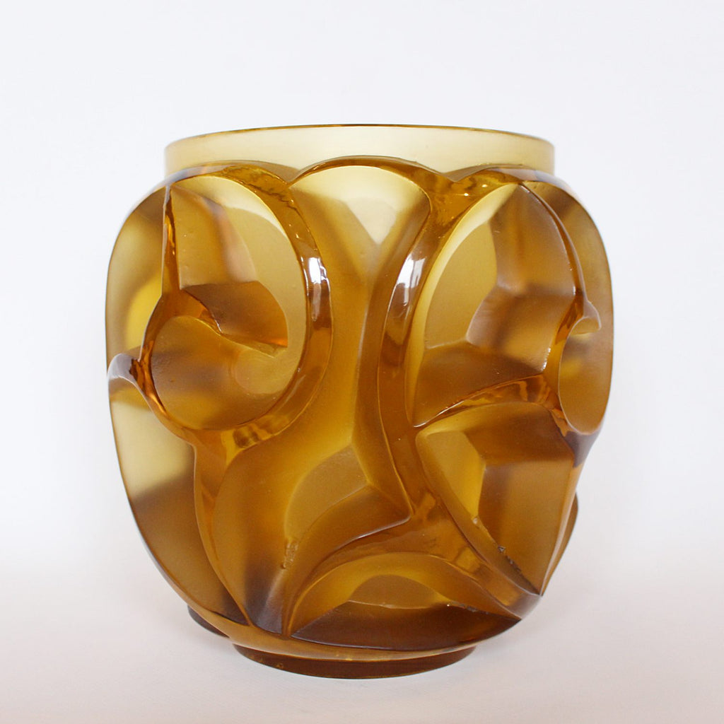 Rene Lalique Art Deco Tourbillons vase in amber glass at Jeroen Markies