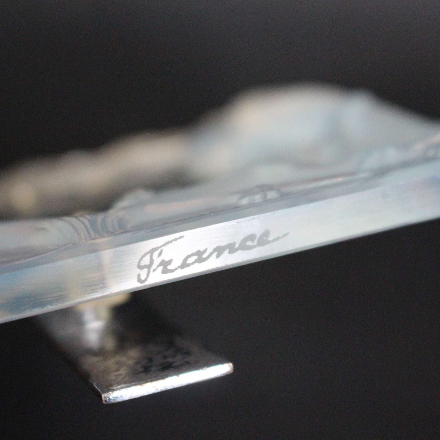 Rene Lalique Art deco Inseparables clock at Jeroen Markies