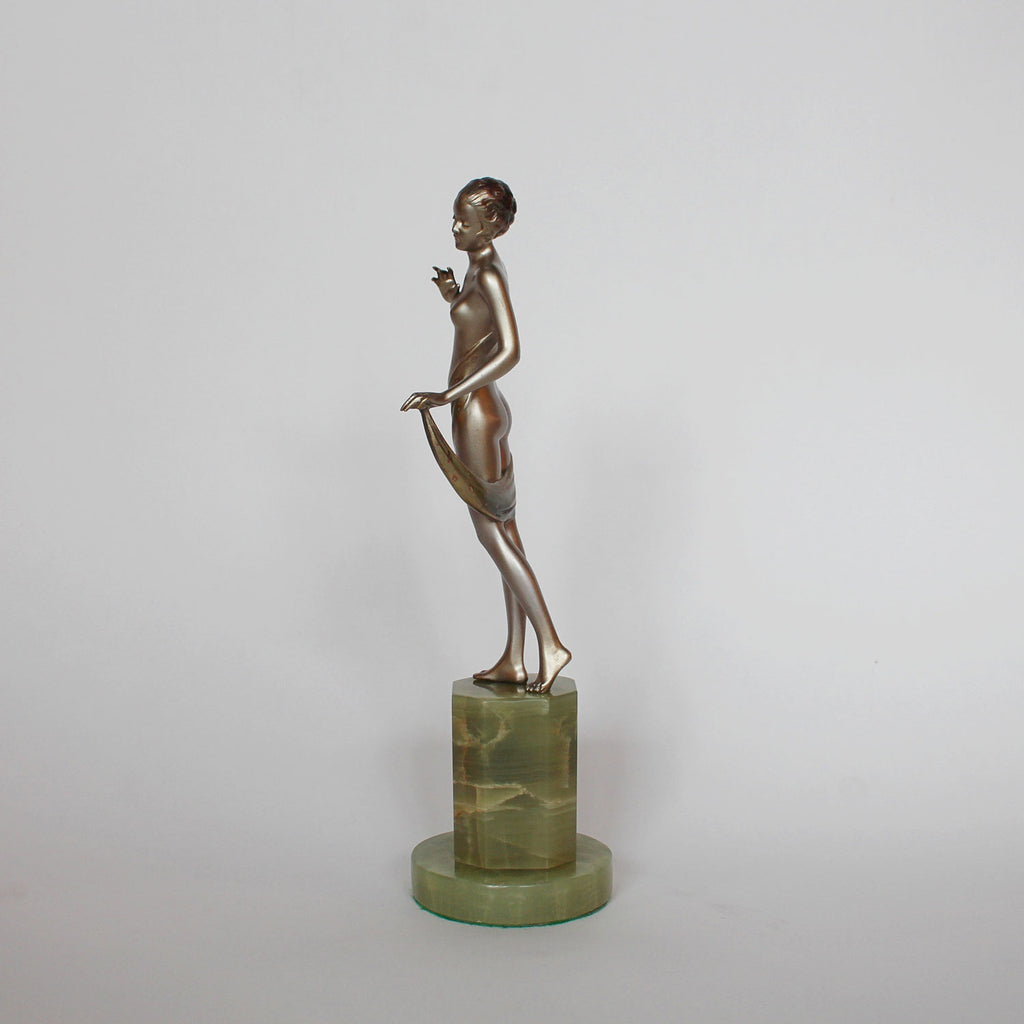 Lorenzl Scarf Dancer