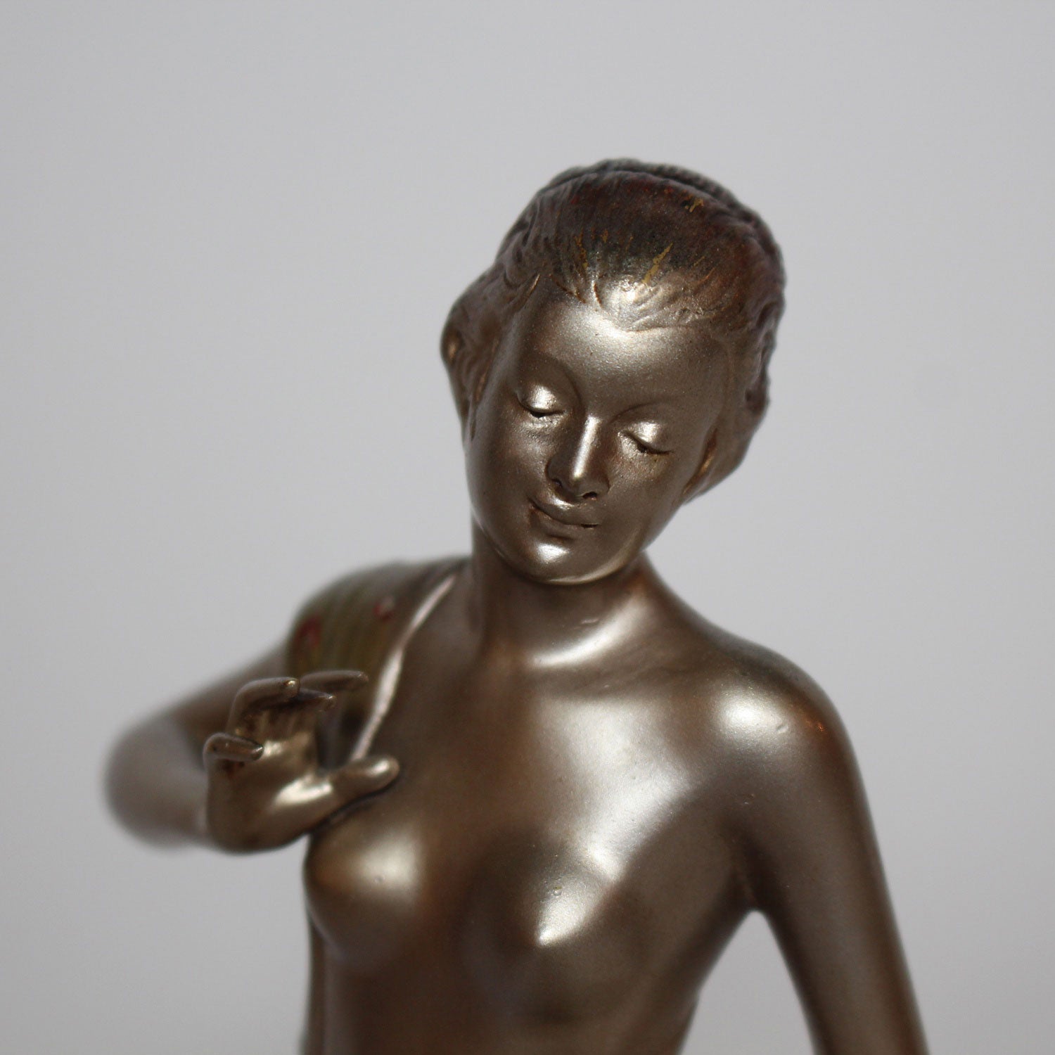 Lorenzl Scarf Dancer