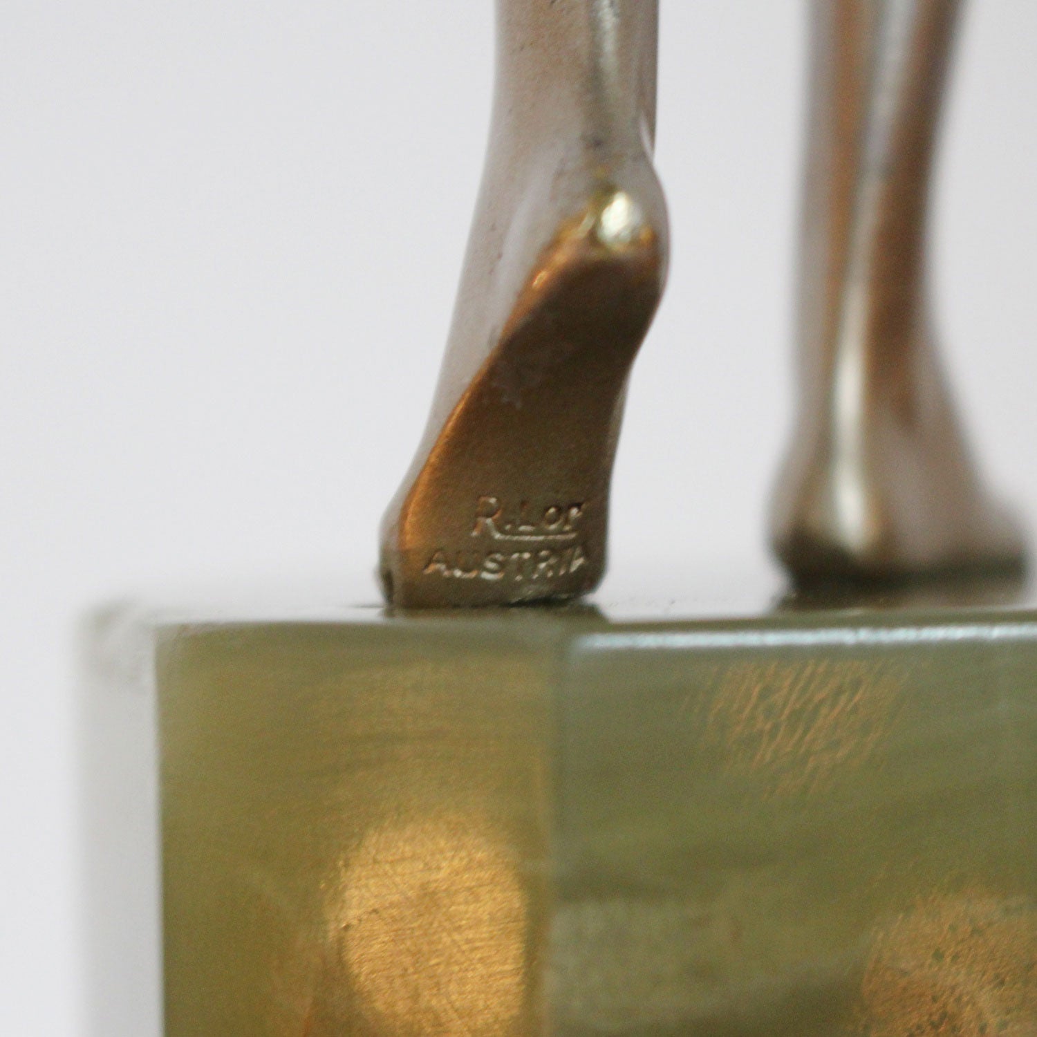 Lorenzl Scarf Dancer