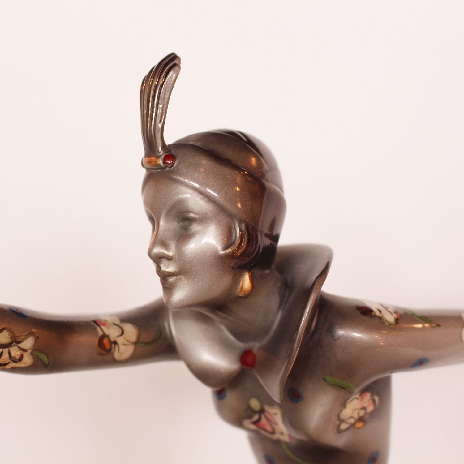 Josef Lorenzl Art Deco cold painted bronze Con Brio at Jeroen Markies