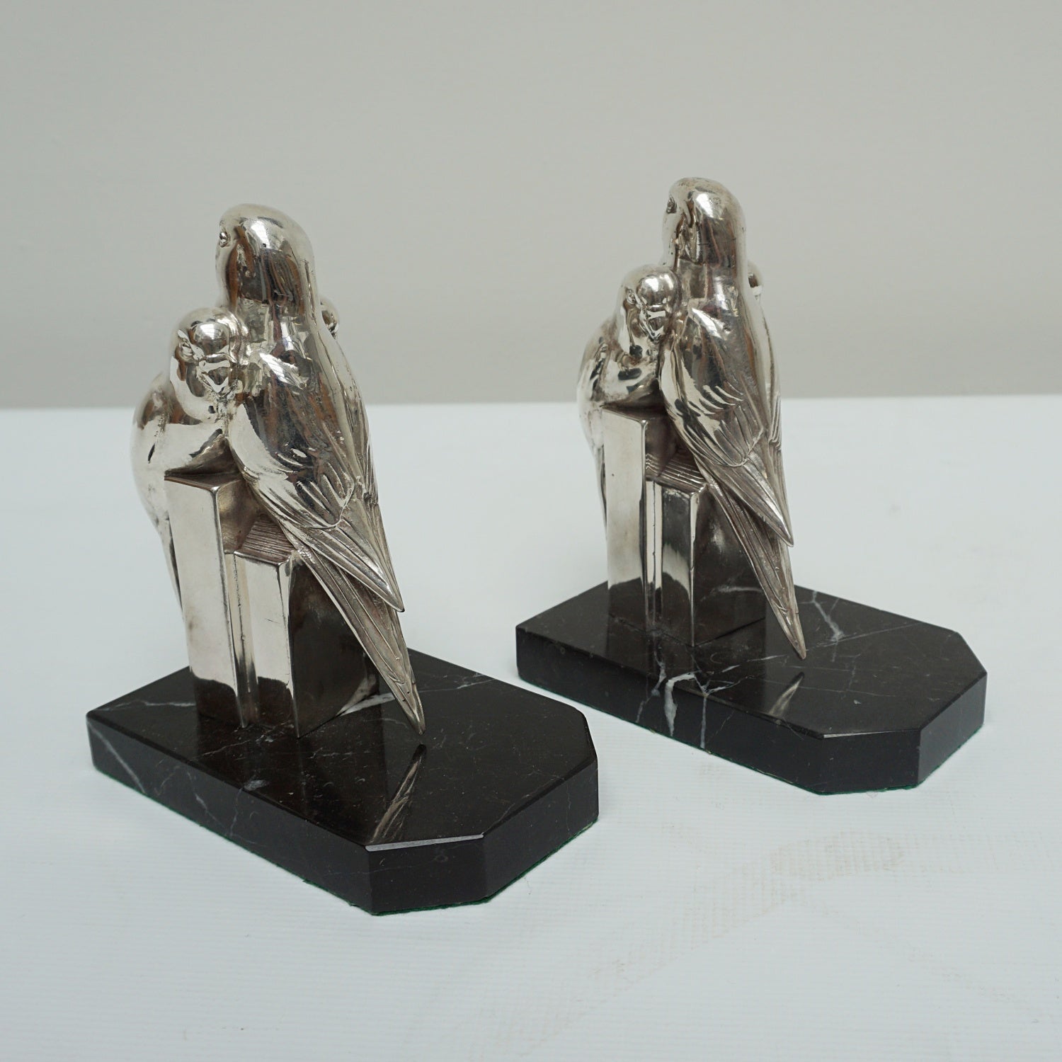 A Pair of Vintage Art Deco Silvered Budgerigar Bookends Circa 1935 English Art Deco - Jeroen Markies Art Deco