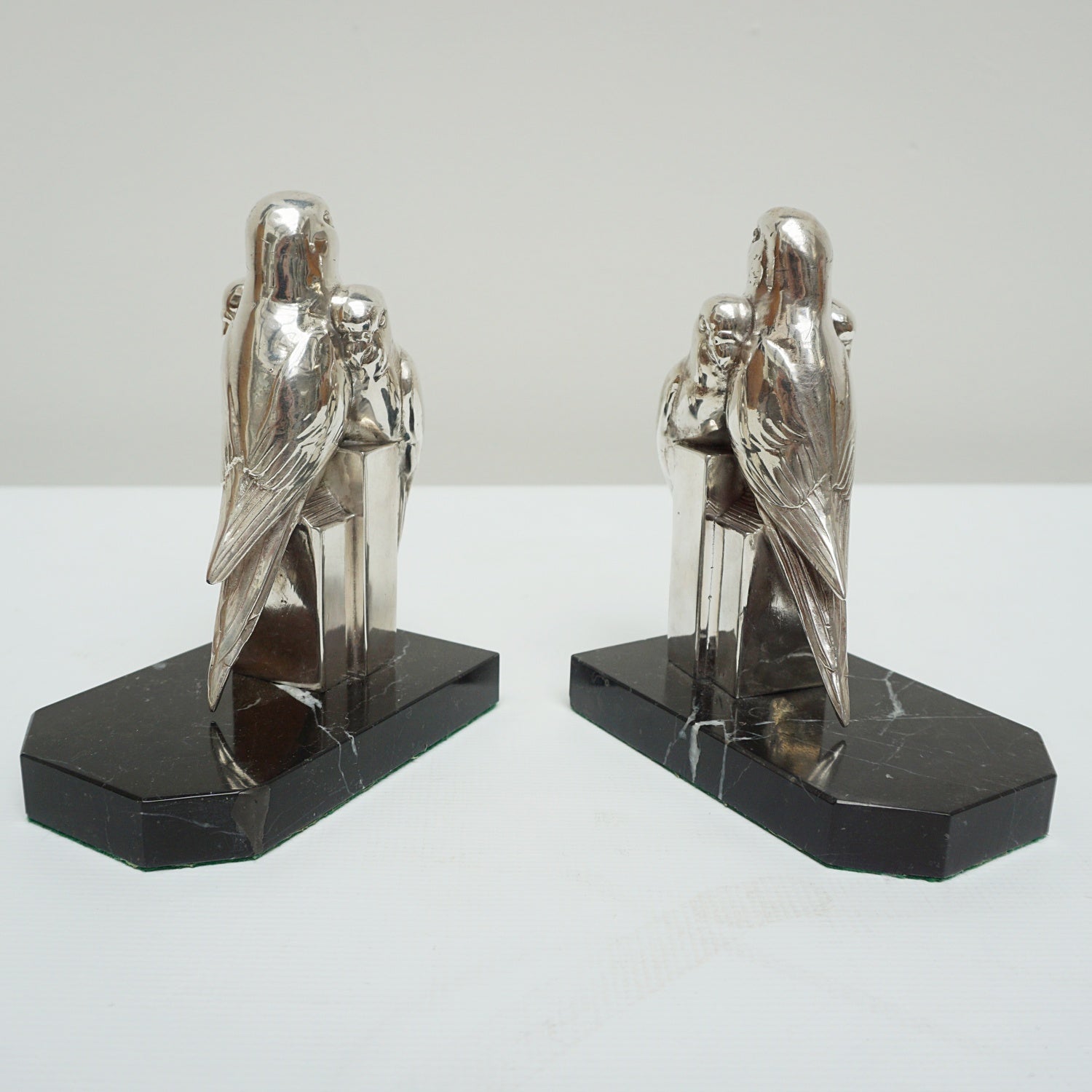 A Pair of Vintage Art Deco Silvered Budgerigar Bookends Circa 1935 English Art Deco - Jeroen Markies Art Deco