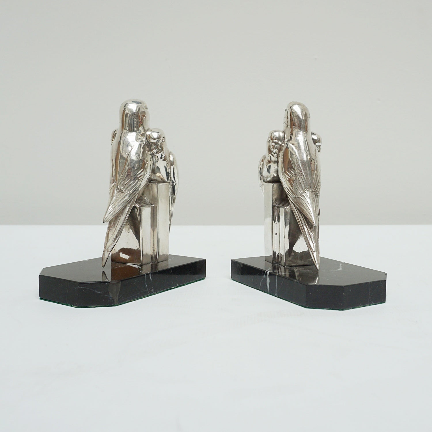 A Pair of Vintage Art Deco Silvered Budgerigar Bookends Circa 1935 English Art Deco - Jeroen Markies Art Deco