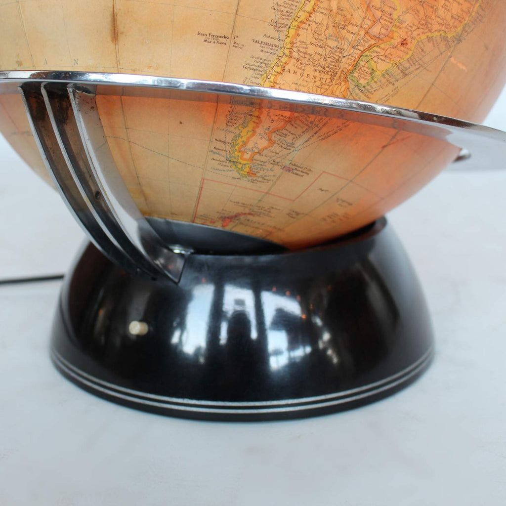 Lucas Art Deco Globe table lamp circa 1935 at Jeroen Markies