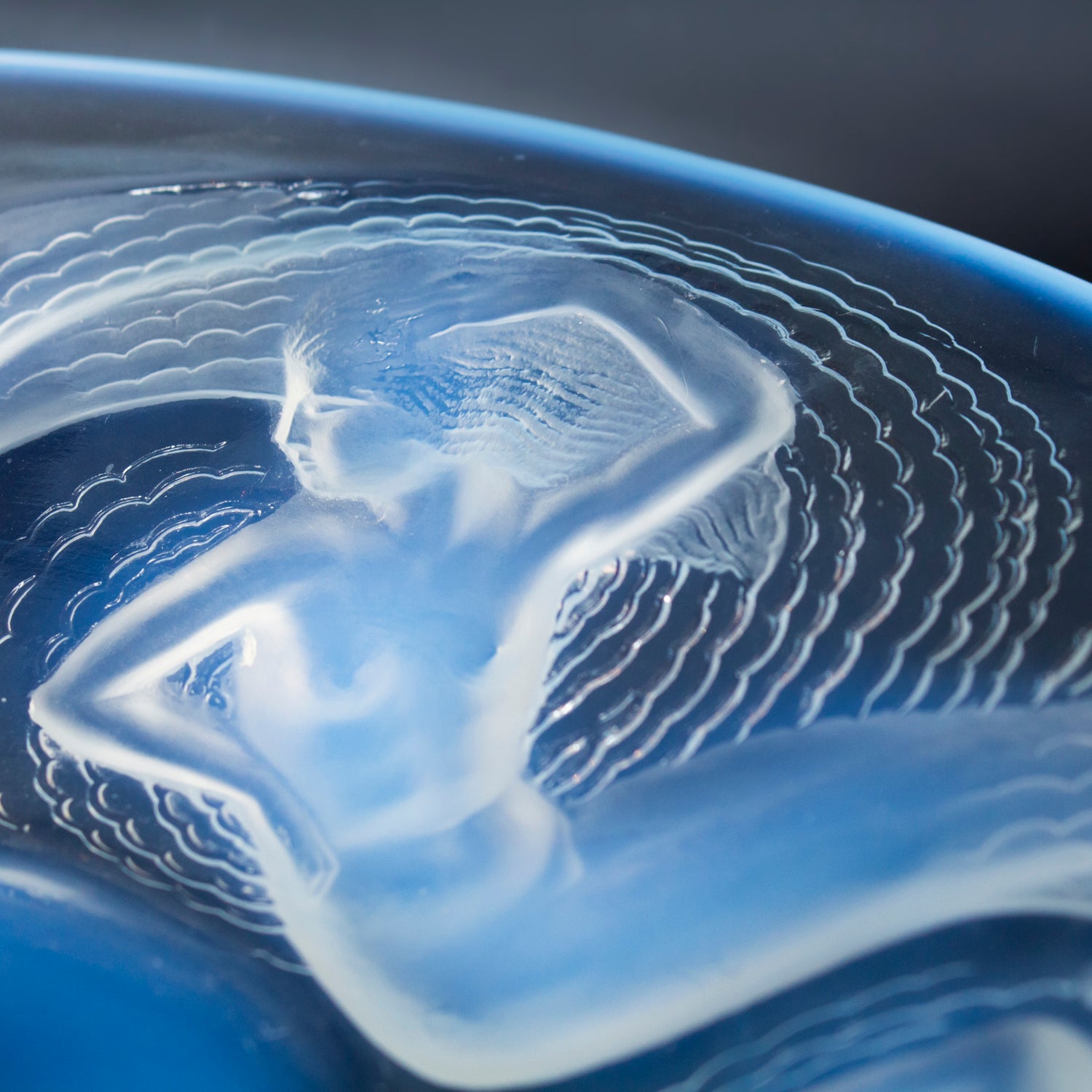 Calypso - Art Deco Glass Coupe Charger - René Lalique Glass - Jeroen Markies Art Deco