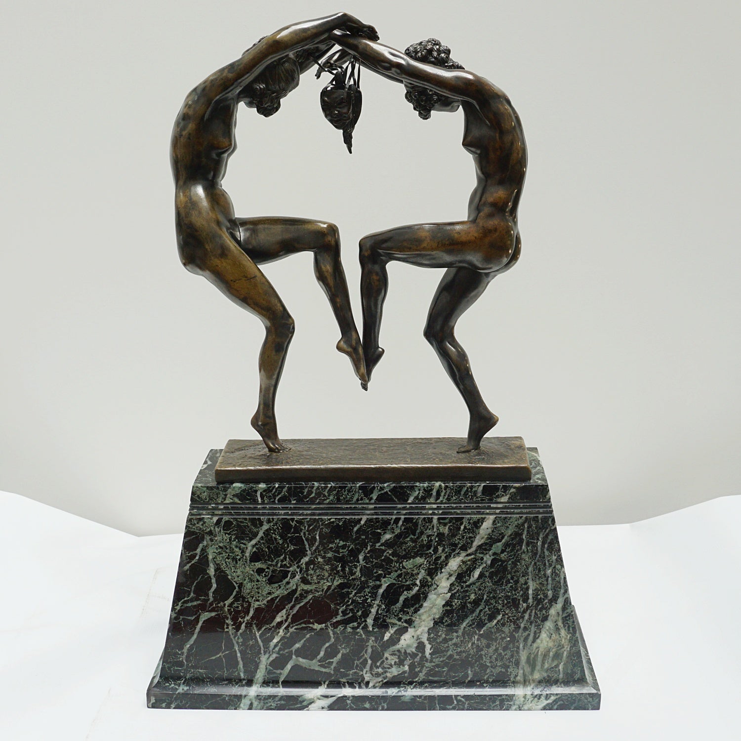 Art Deco Bronze Figurines - Aurore Onu - Bronze Sculpture - Jeroen Markies Art Deco Furniture