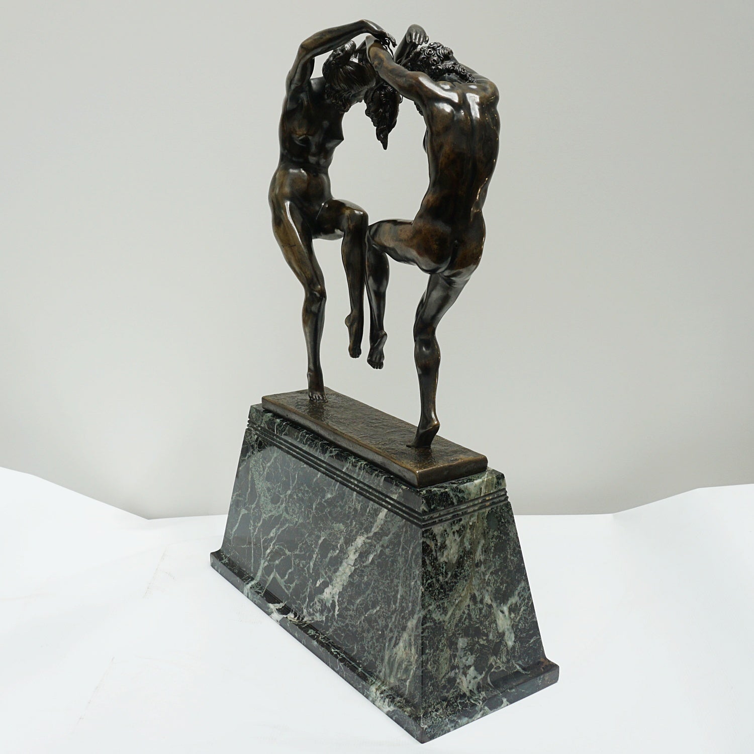 Art Deco Bronze Figurines - Aurore Onu - Bronze Sculpture - Jeroen Markies Art Deco Furniture