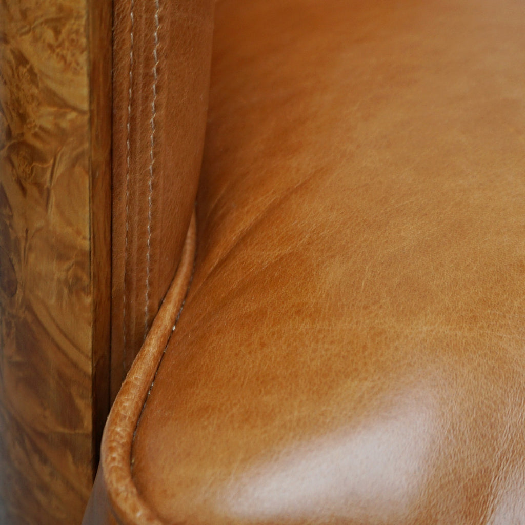 Original Vintage Art Deco Club Armchairs in Brown leather and walnut - Jeroen Markies Art Deco 