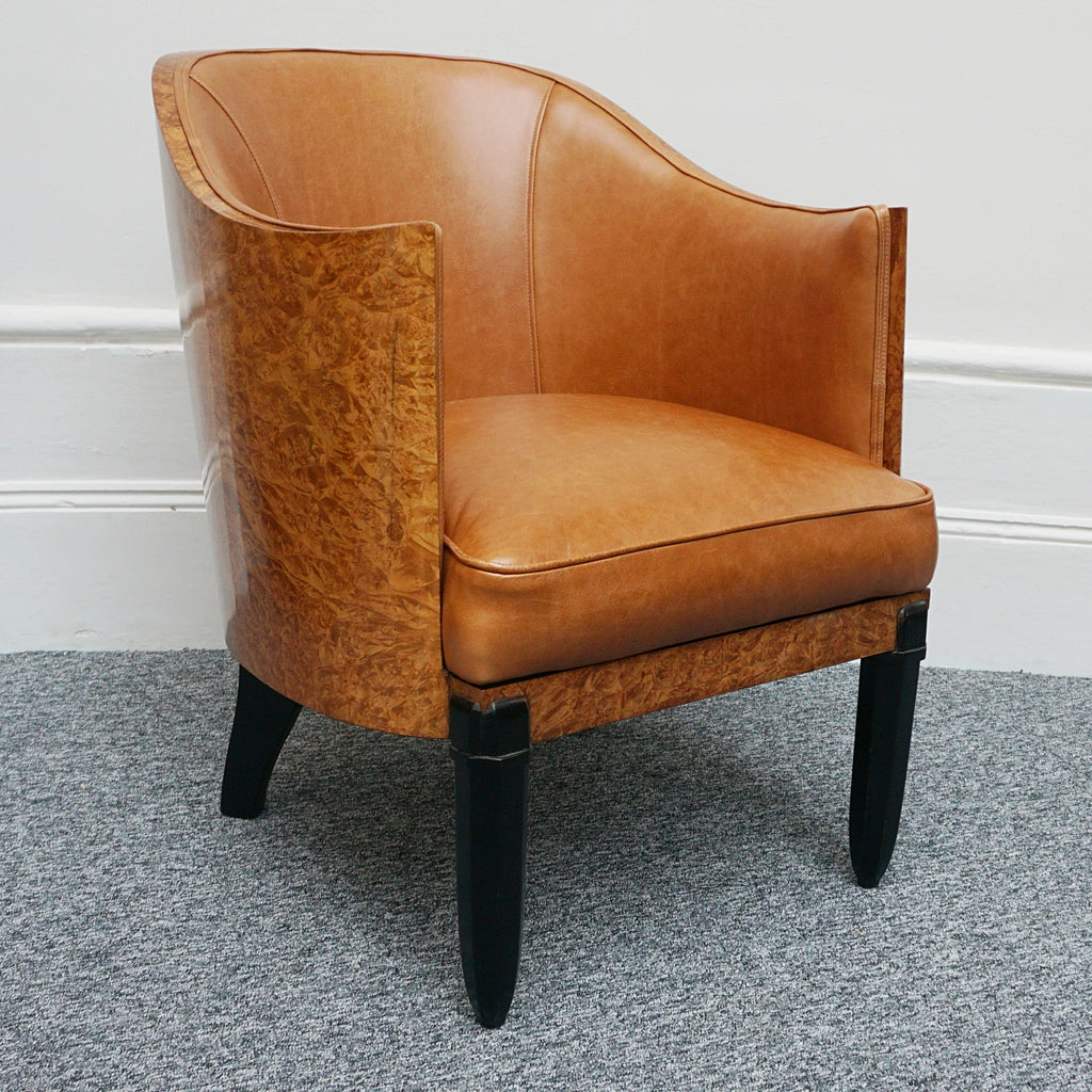 Original Vintage Art Deco Club Armchairs in Brown leather and walnut - Jeroen Markies Art Deco 