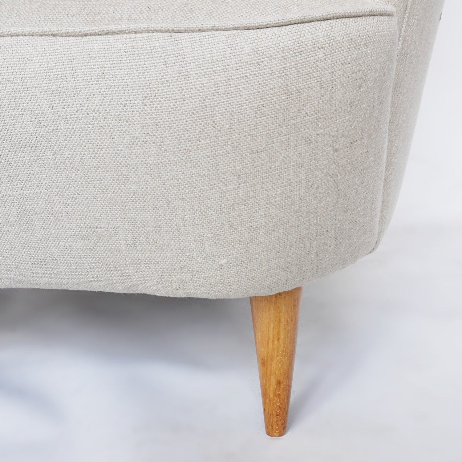 Pair of Chairs attributed to Gio Ponti