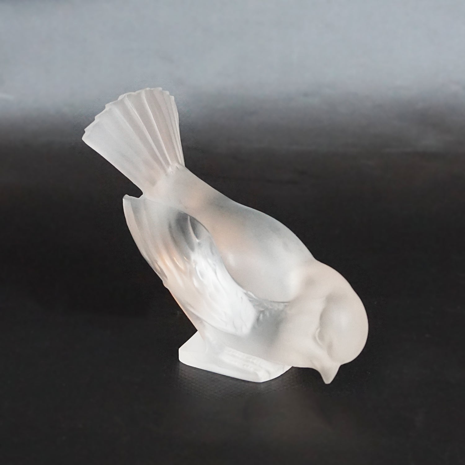 René Lalique Glass Moineau Hardi Art Deco Glass Paperweight - Jeroen Markies Art Deco 