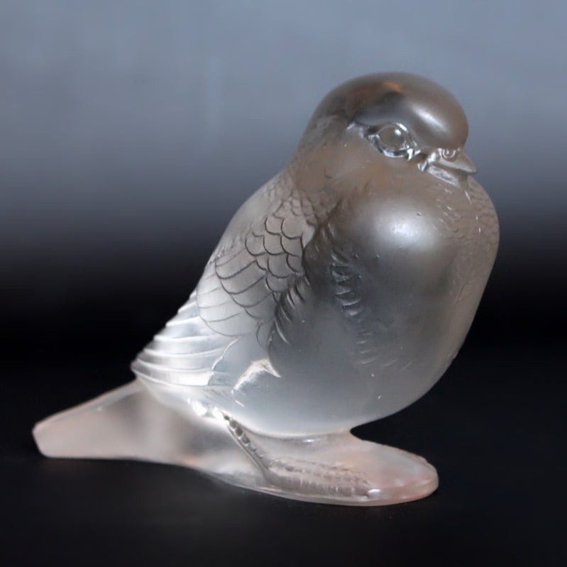 Moineau Fier Glass Paperweight at Jeroen Markies