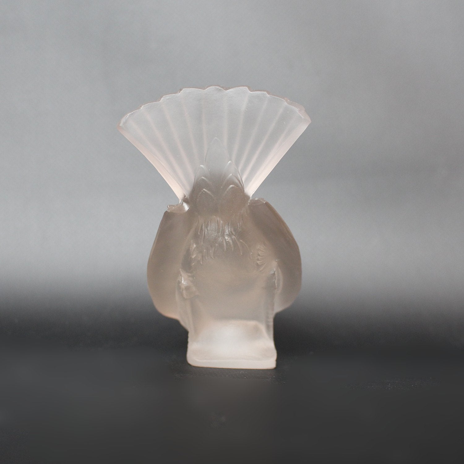 Art Deco Lalique glass bird Moinot Hardi at Jeroen Markies