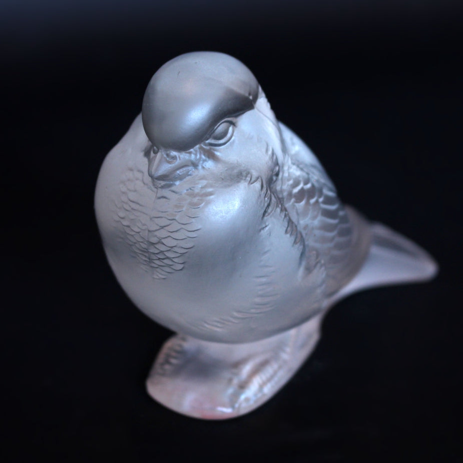 Moineau Fier Glass Paperweight at Jeroen Markies