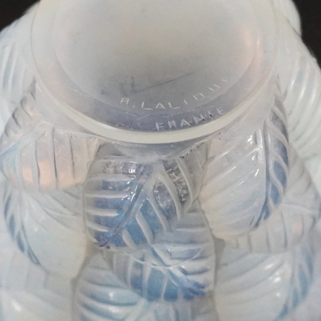 Lalique - Moissac Art Deco Glass Vase - Rene Lalique Glass - Jeroen Markies Art Deco