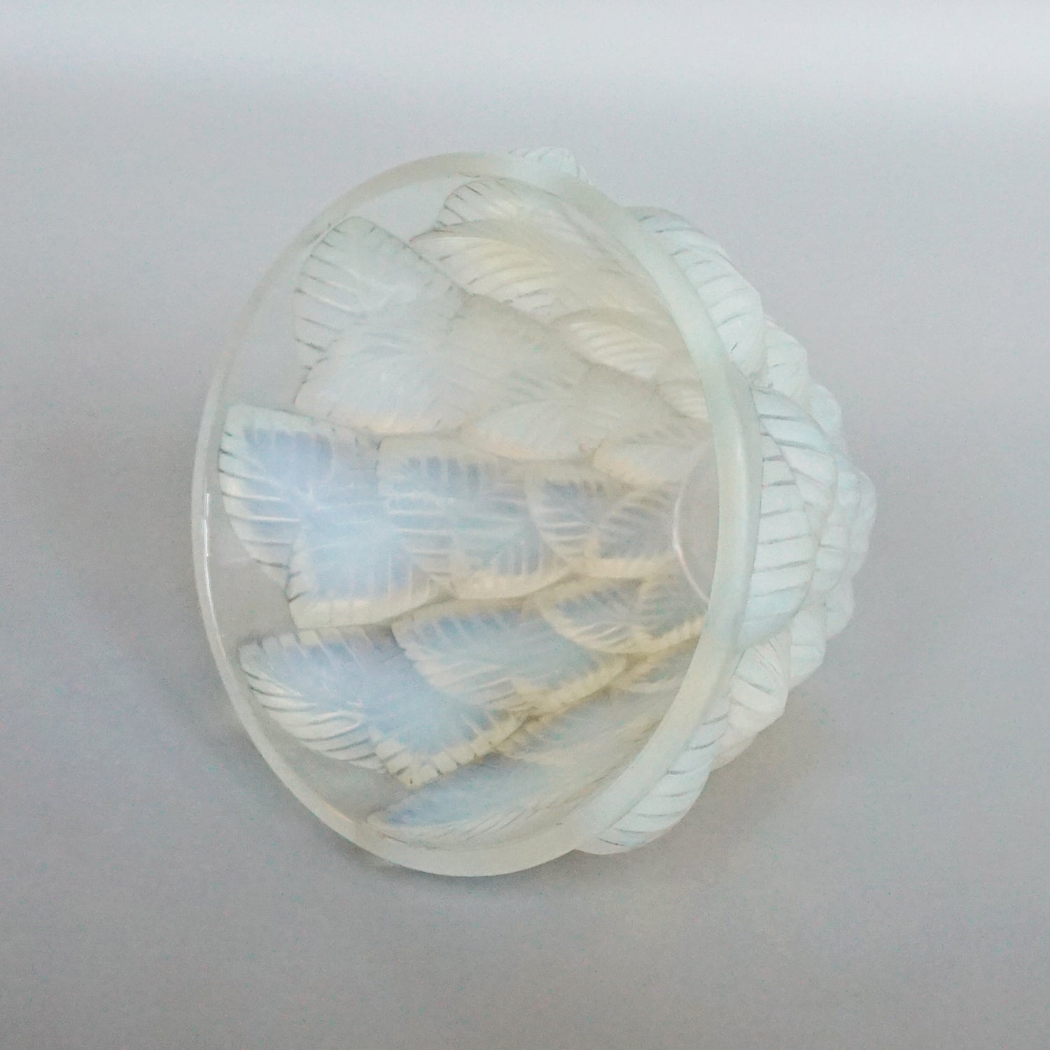 Lalique - Moissac Art Deco Glass Vase - Rene Lalique Glass - Jeroen Markies Art Deco