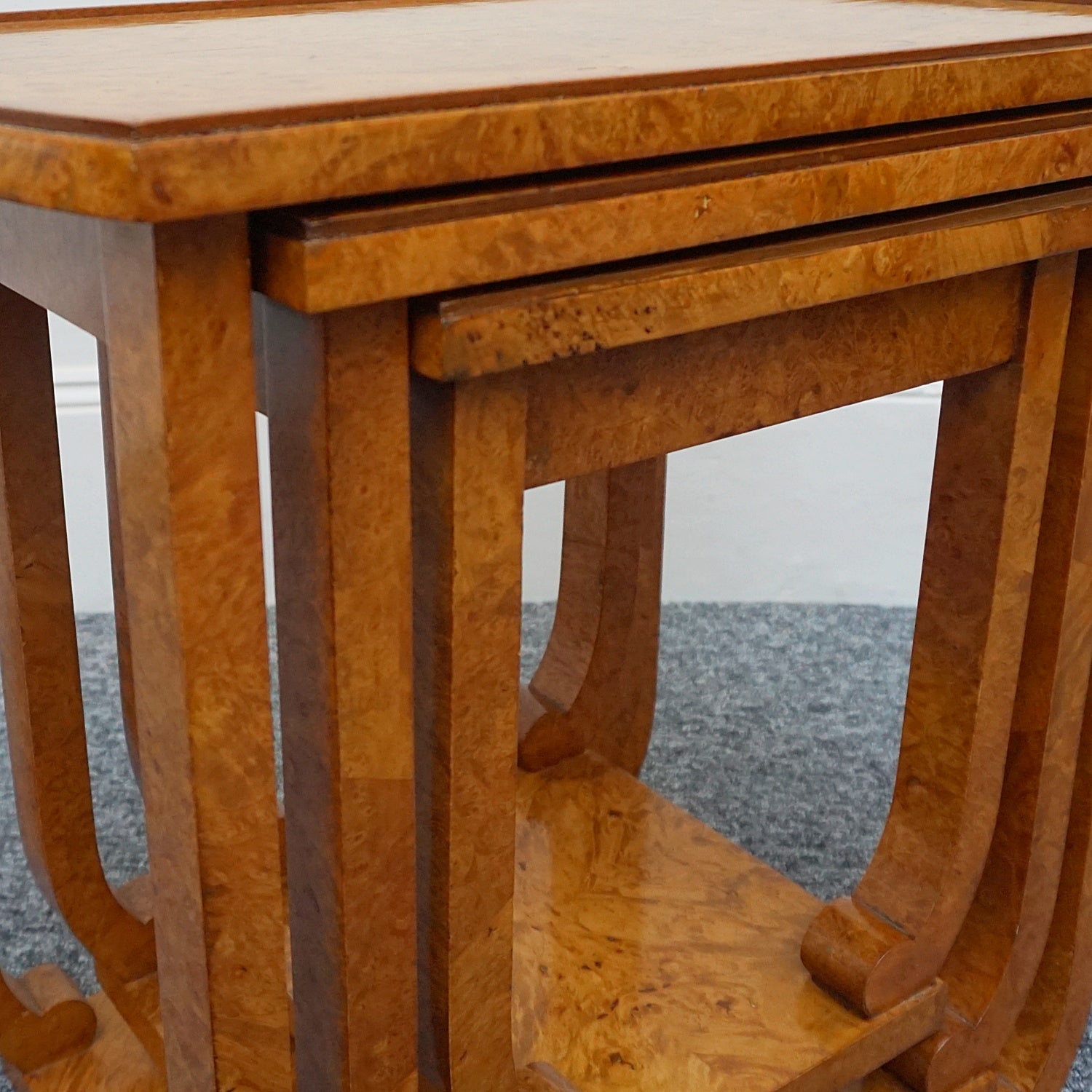 Vintage Art Deco Nest of Three Tables by Harry & Lou Epstein - Jeroen Markies Art Deco