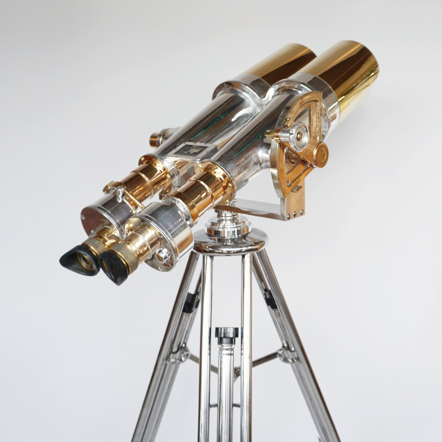 Nikon WWII Naval Binoculars / Marine Binoculars  - Jeroen Markies Art Deco
