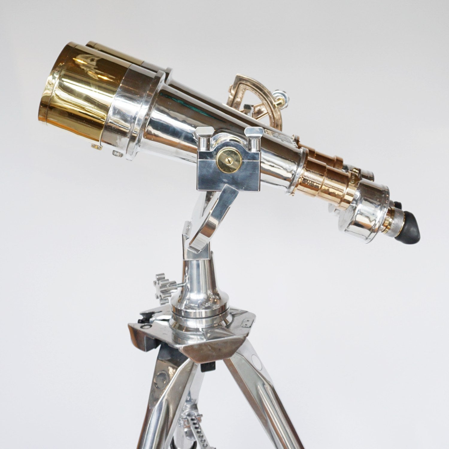 Nikon 20x120 WW11 Naval Binoculars Jeroen Markies Art Deco