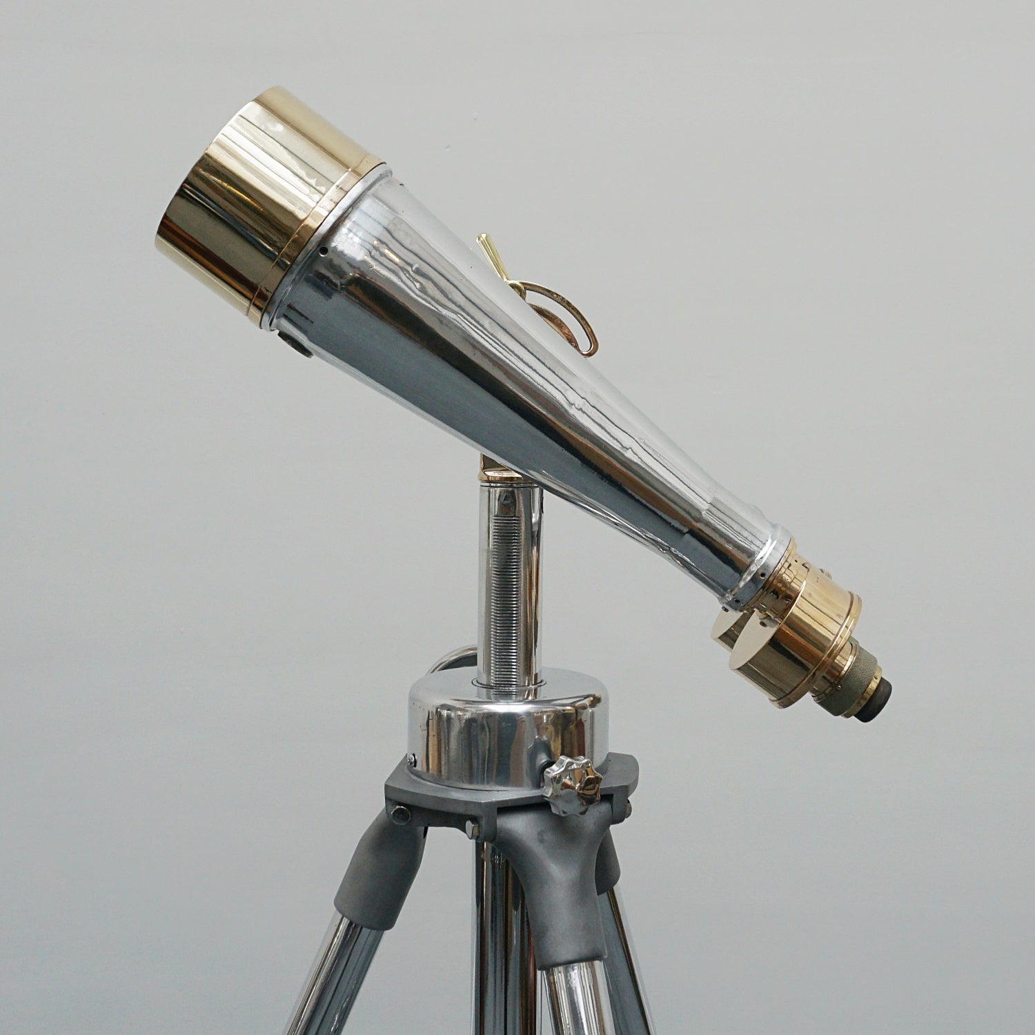 WW11 Japanese Naval/Marine Binoculars by Nikon of Japanese origin - Jeroen Markies Art Deco Antique Vintage Binoculars 