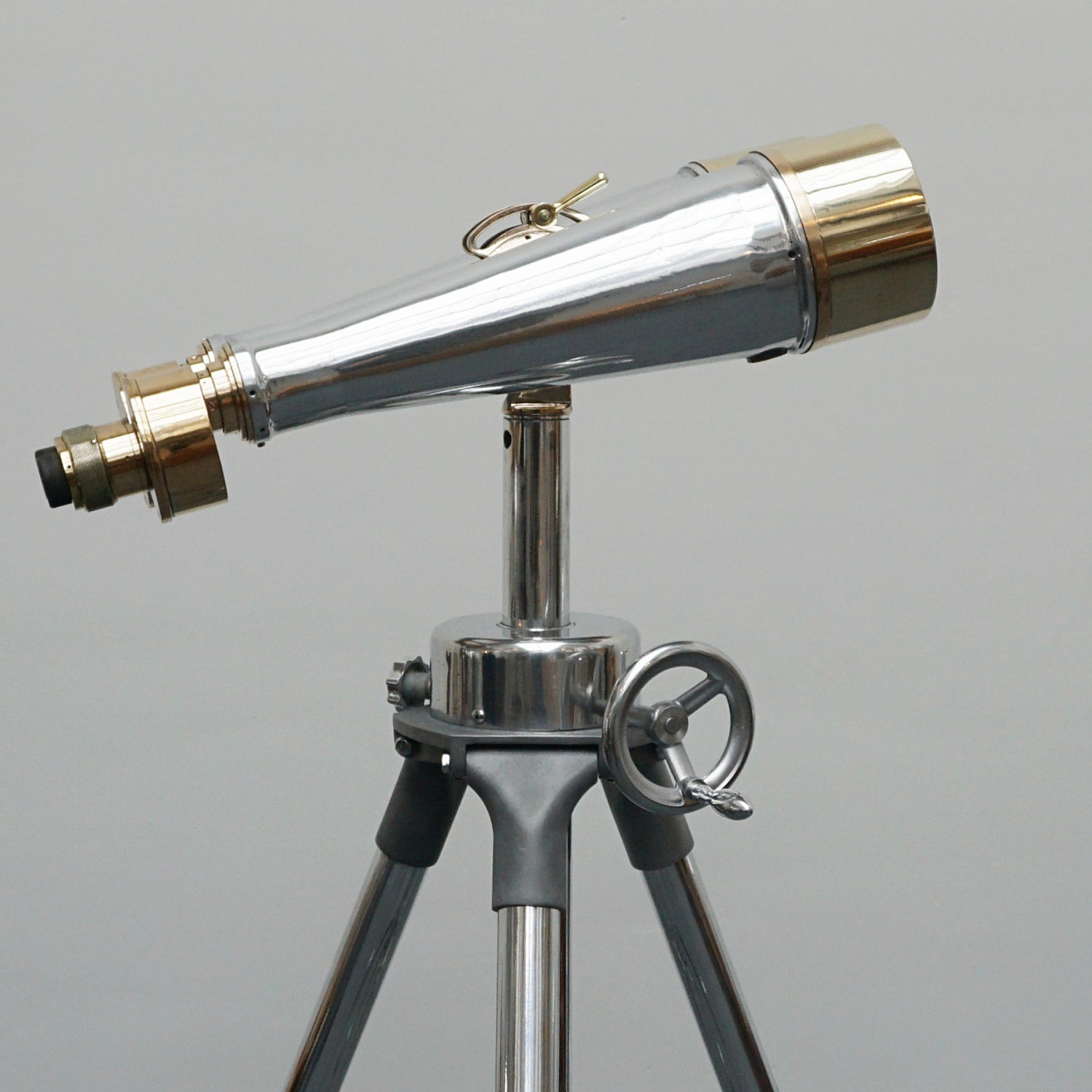 WW11 Japanese Naval/Marine Binoculars by Nikon of Japanese origin - Jeroen Markies Art Deco Antique Vintage Binoculars 