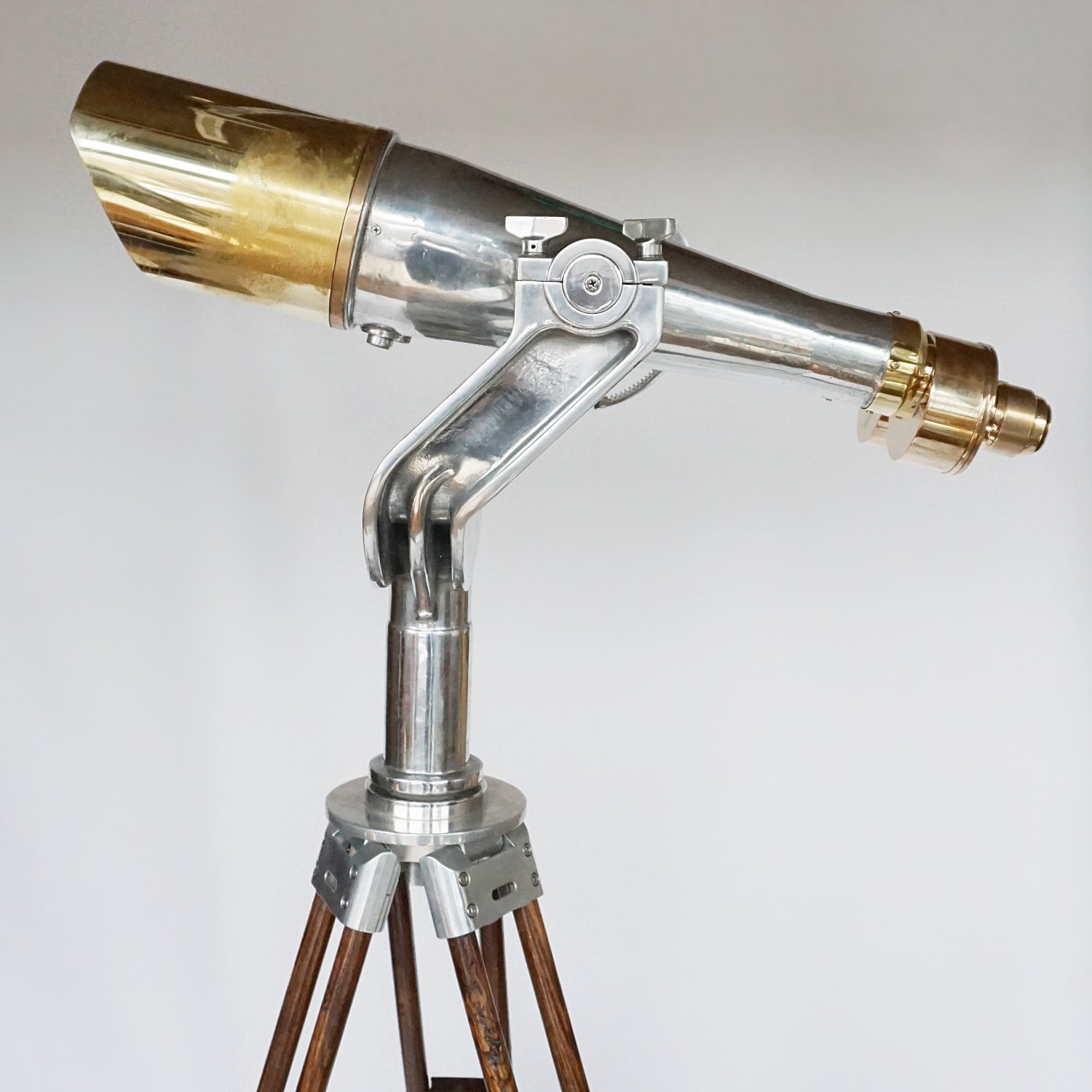 Nikon 20x120 WWII Naval Binoculars - Marine Binoculars - Jeroen Markies Art Deco