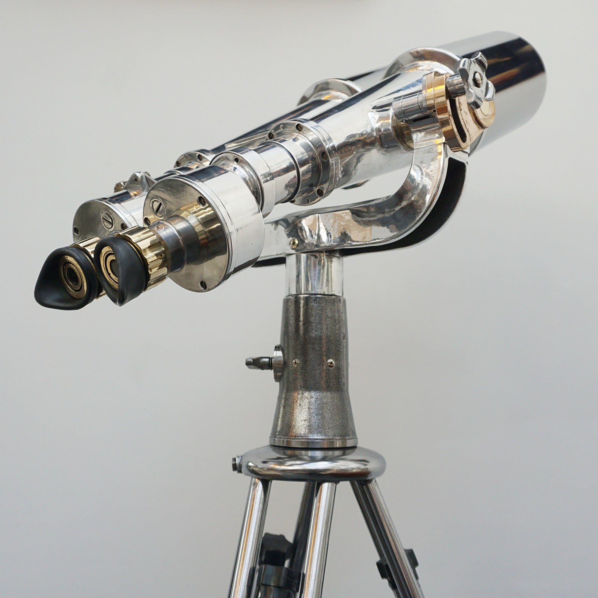 Vintage WW11 Naval/Marine Binoculars on chromed metal tripod - Jeroen Markies Art Deco